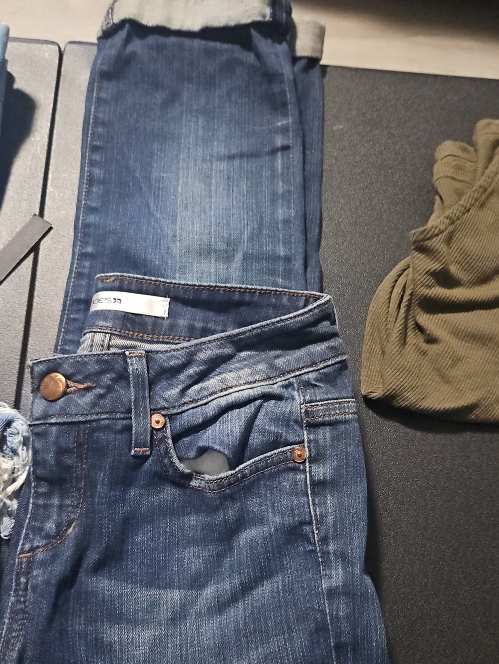 Joe's Jeans Women's Medium Blue Skinny Jeans Fit Above The Ankle